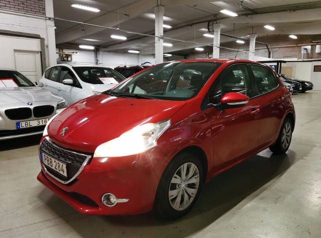 Peugeot 208 2014