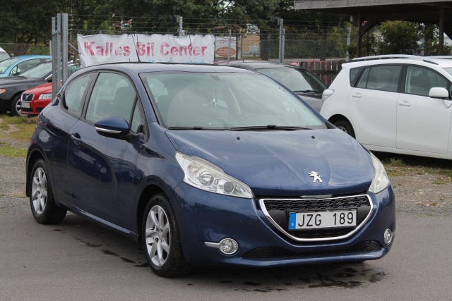 Peugeot 208 2012