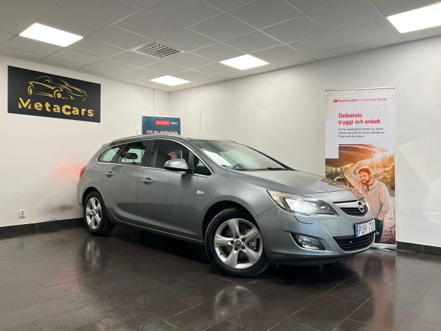 Opel Astra 2012