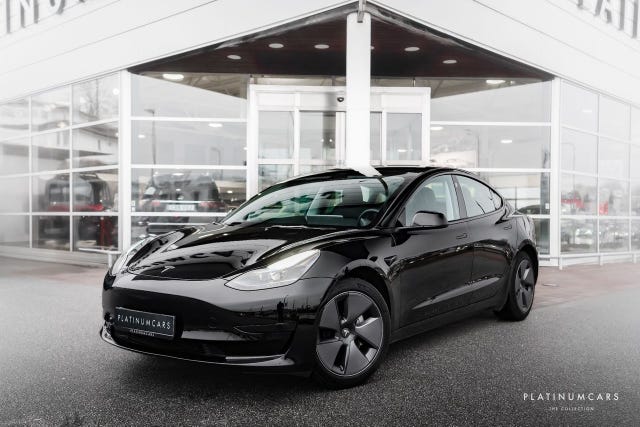 Tesla Model 3 2023