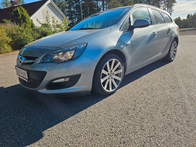 Opel Astra 2014
