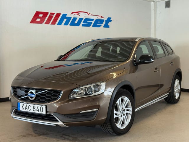 Volvo V60 Cross Country 2016