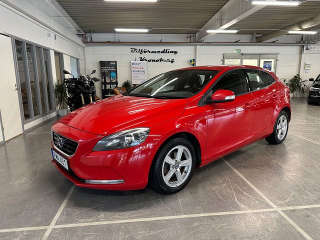 Volvo V40 2015