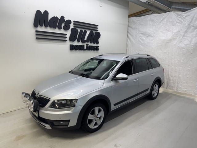 Skoda Octavia Scout 2016