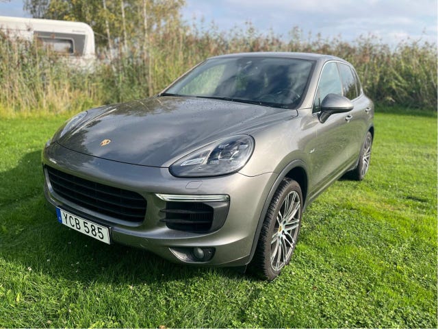 Porsche Cayenne 2016