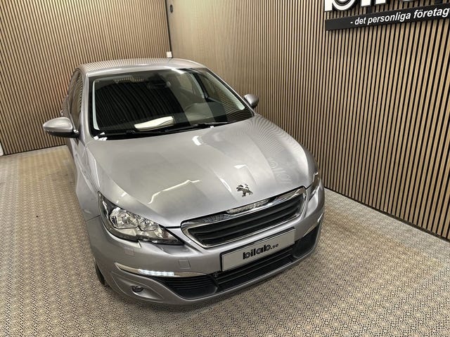 Peugeot 308 2016