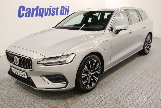 Volvo V60 2025