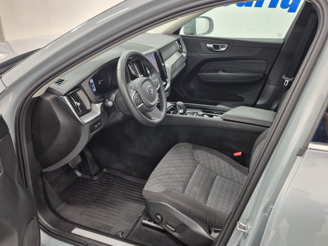 Volvo XC60 2024 – bild 2