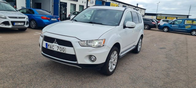 Mitsubishi Outlander 2012