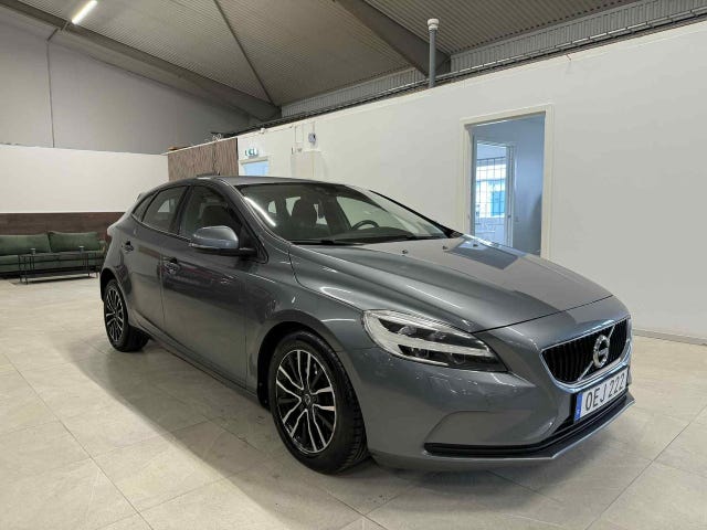 Volvo V40 2017