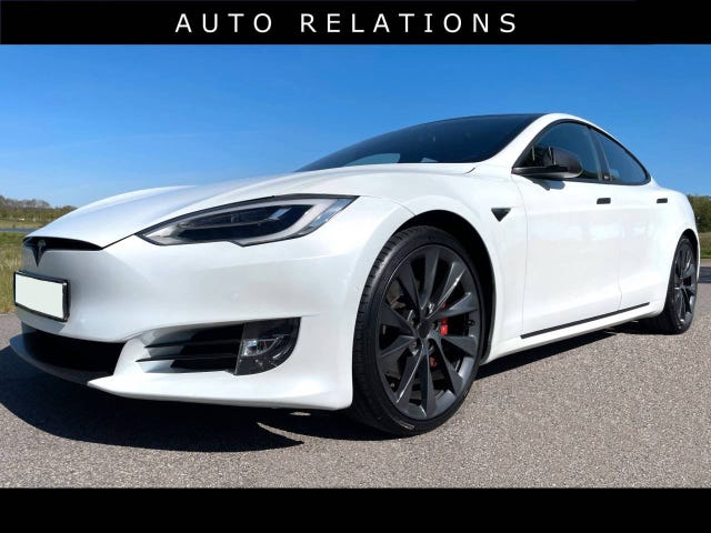 Tesla Model S 2020