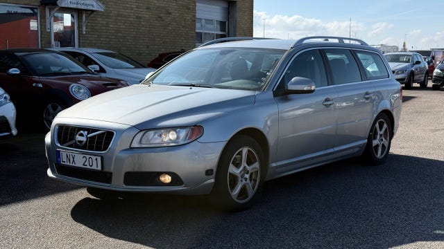 Volvo V70 2011