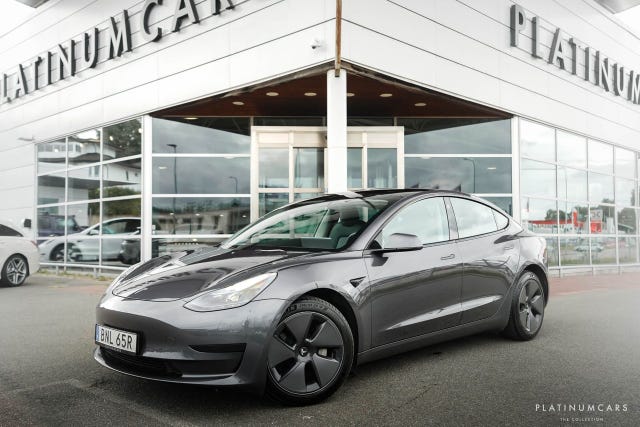 Tesla Model 3 2023