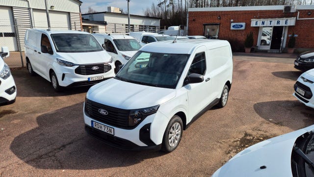Ford Transit Courier 2024