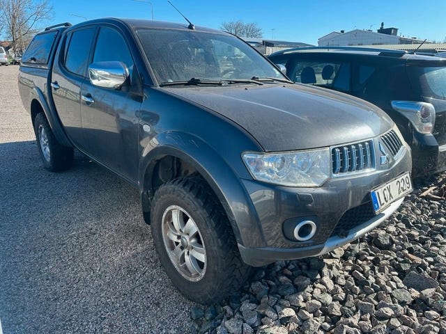 Mitsubishi L200 2011