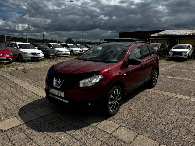 Nissan Qashqai+2 2014