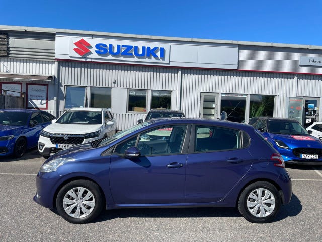 Peugeot 208 2013