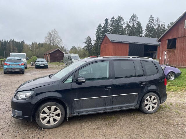 Volkswagen Touran 2011