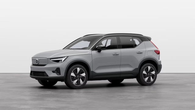 Volvo EX40 2025