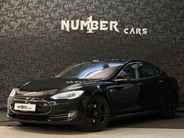 Tesla Model S 2014