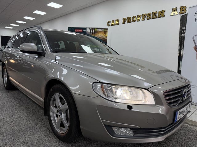Volvo V70 2015