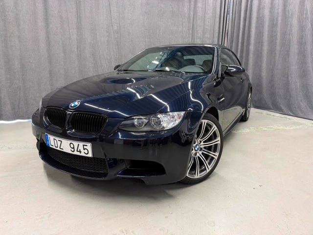 BMW M3 2011