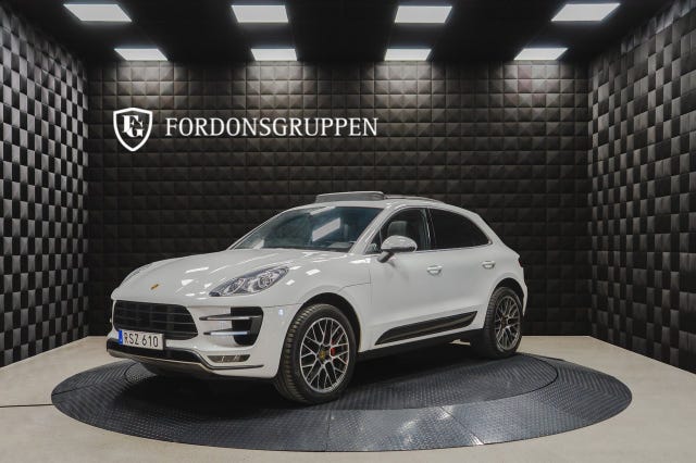 Porsche Macan Turbo 2014