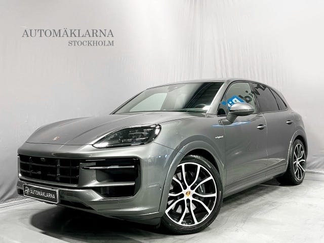 Porsche Cayenne 2025