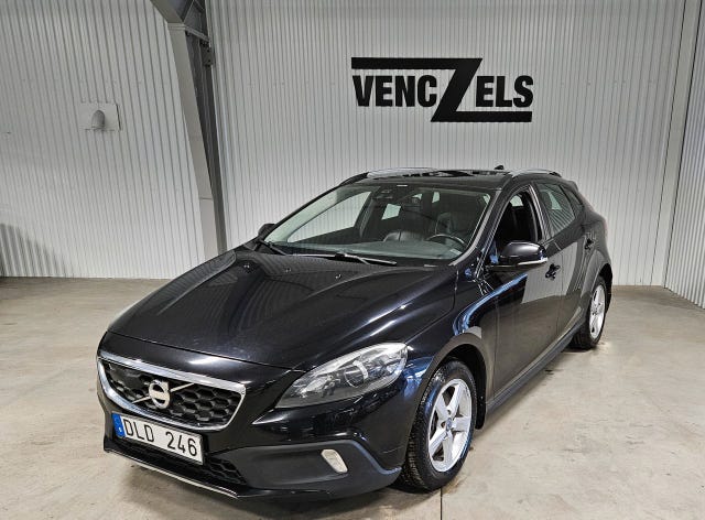 Volvo V40 Cross Country 2013