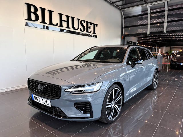 Volvo V60 2023