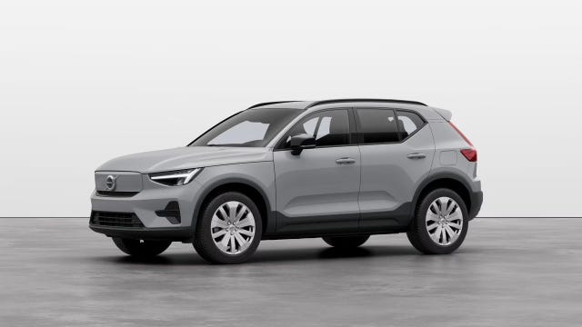 Volvo EX40 2025