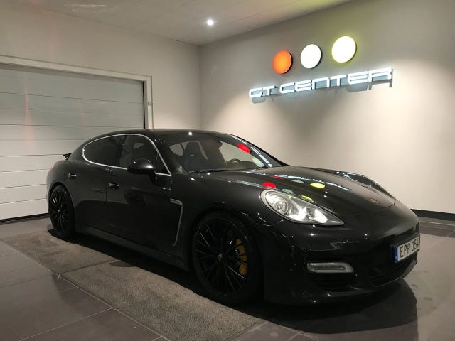 Porsche Panamera Turbo 2010