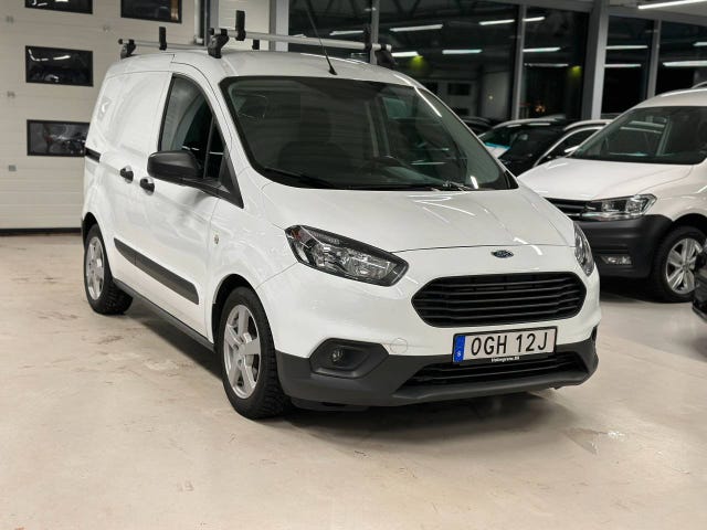 Ford Transit Courier 2020