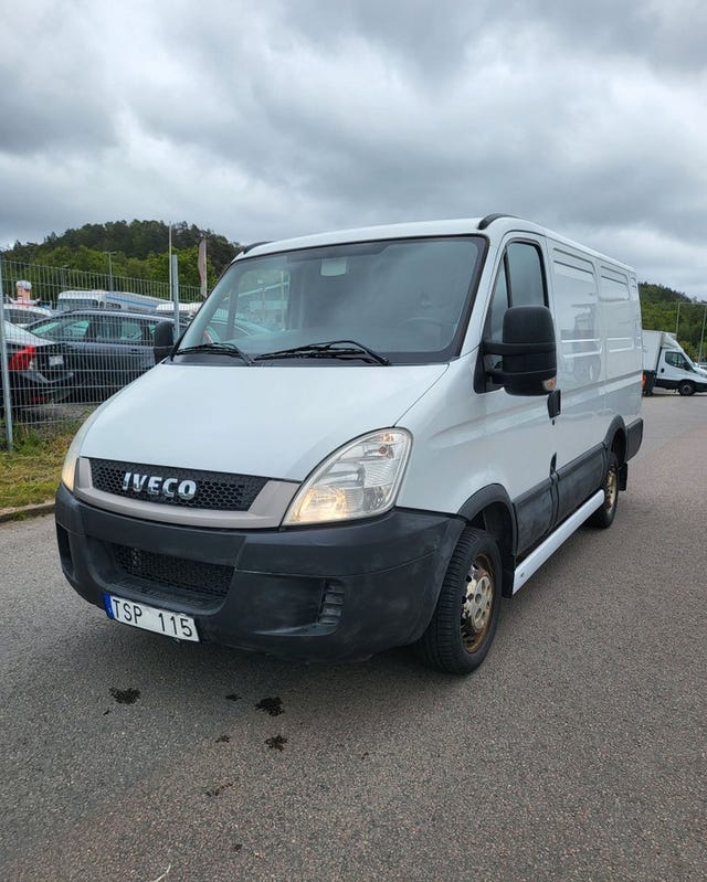 Iveco Daily 35S11 2011