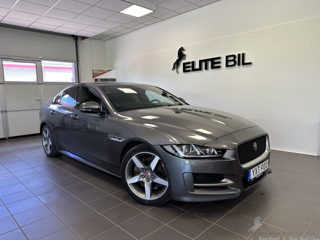 Jaguar XE 2018