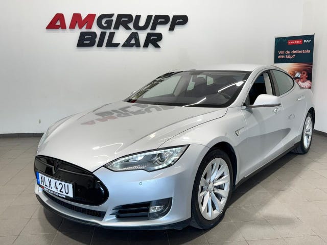 Tesla Model S 2014