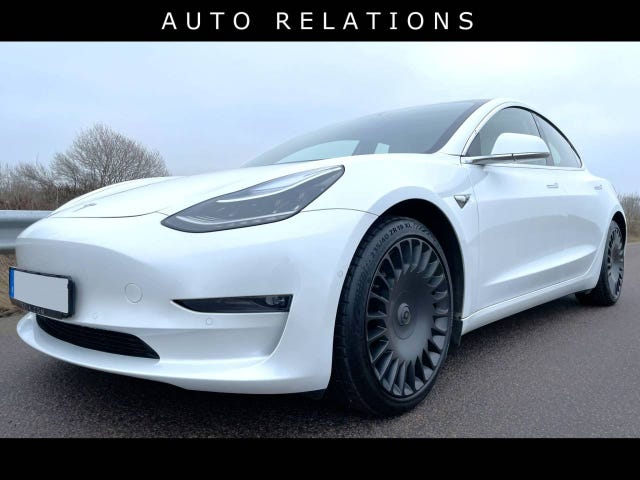 Tesla Model 3 2020