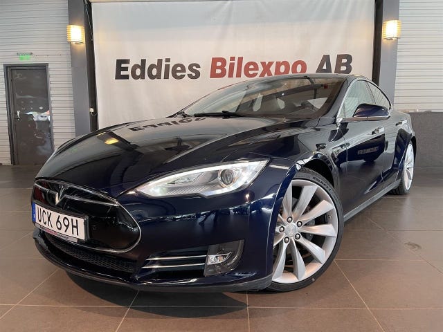 Tesla Model S 2014