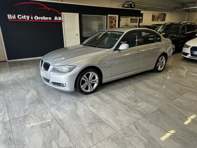 BMW 320 2012