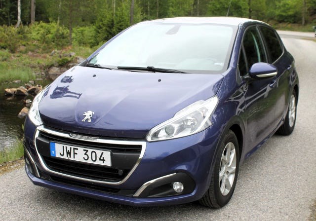 Peugeot 208 2015