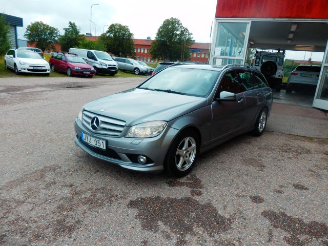 Mercedes-Benz C180 2010