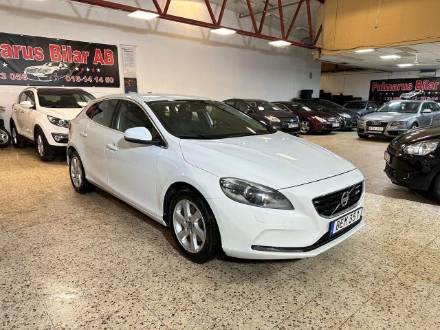 Volvo V40 2016