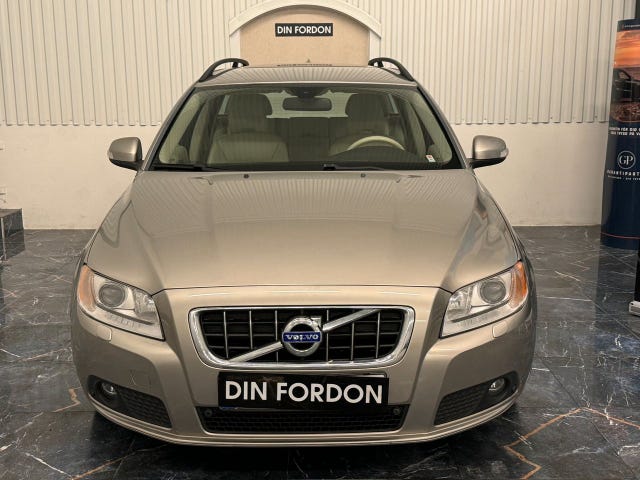 Volvo V70 2011 – bild 2