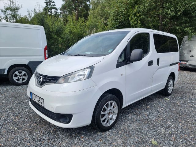 Nissan NV200 2016