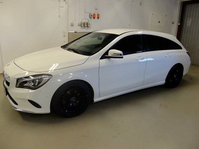 Mercedes-Benz CLA 220 d 2017