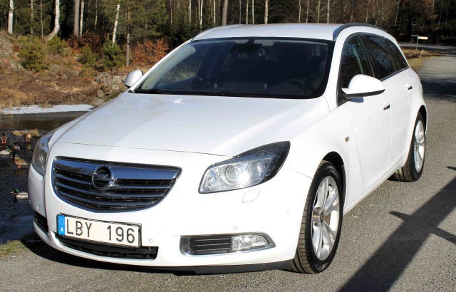 Opel Insignia 2011