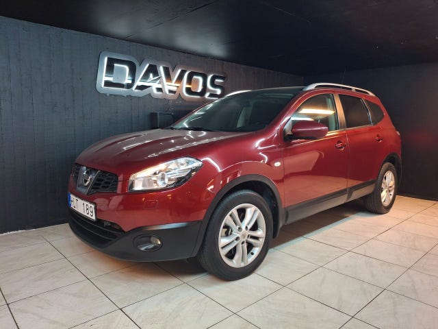Nissan Qashqai+2 2011