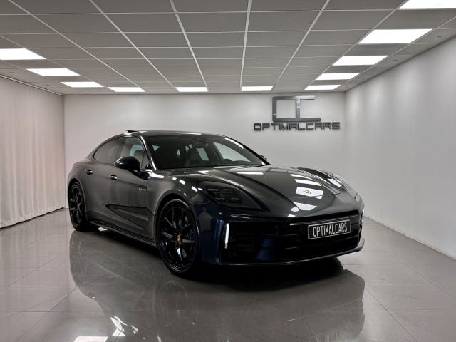 Porsche Panamera 4 2024