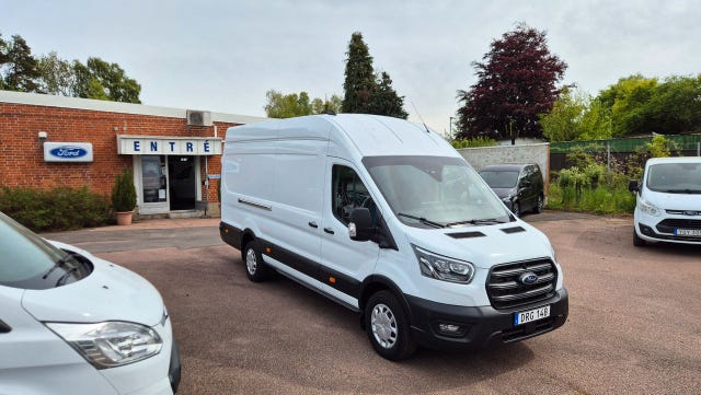 Ford Transit 2023