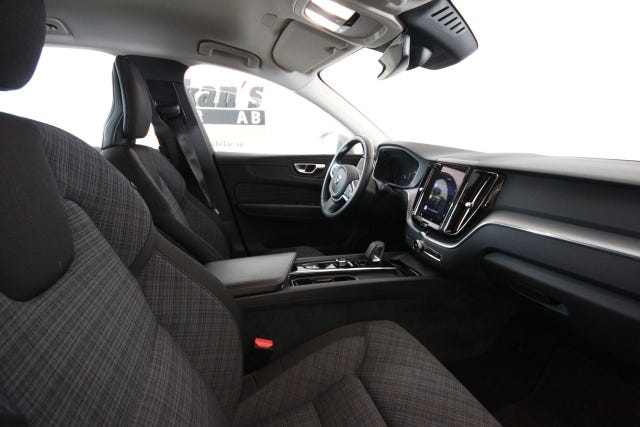 Volvo XC60 2022 – bild 3